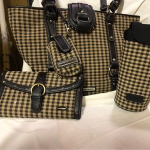 Longerberger purse set.  Comes with matching wallet and bottle carrier brand new